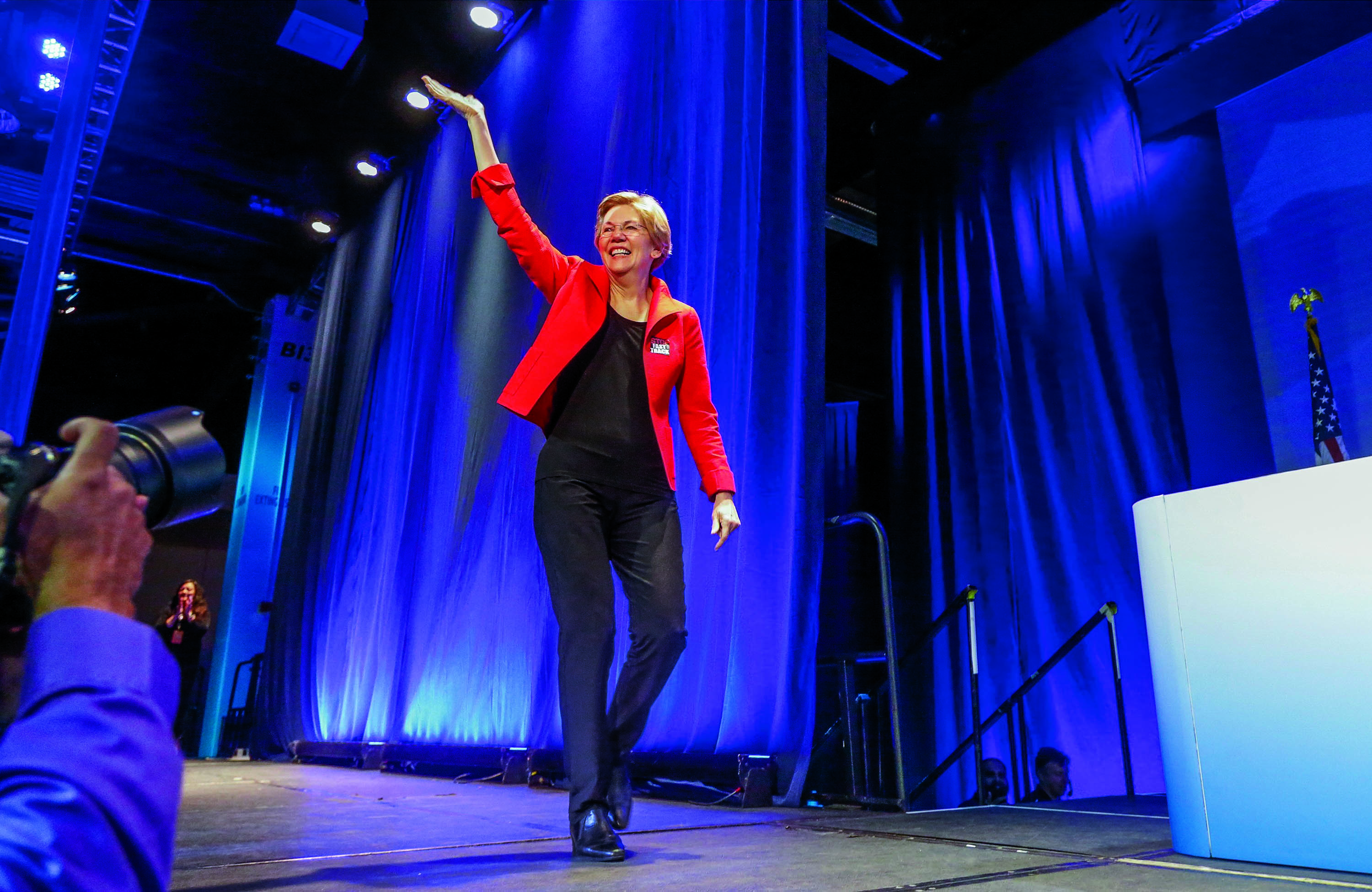 elizabeth-warren-populist