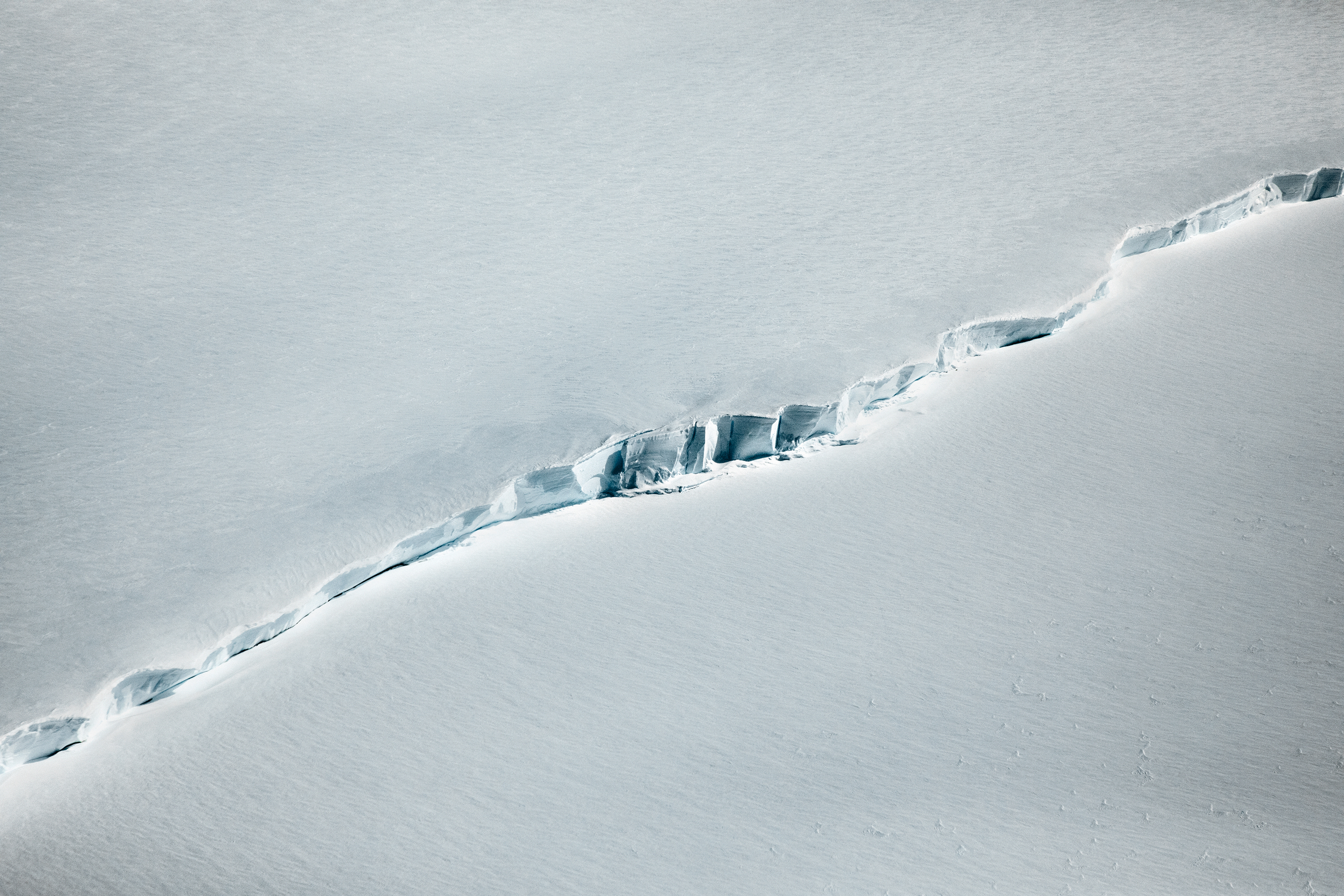 paolo-pellegrin-antarctica-climate-change
