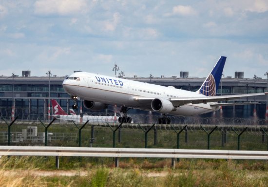 BER Airport - United Airlines