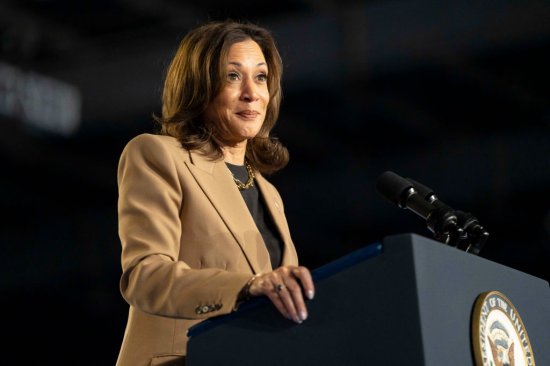 US-VOTE-POLITICS-HARRIS